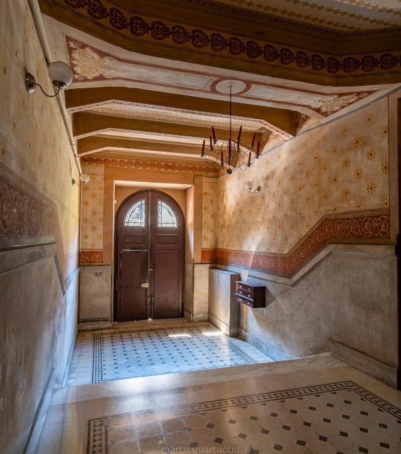 360Me Palace Messina Exteriör bild